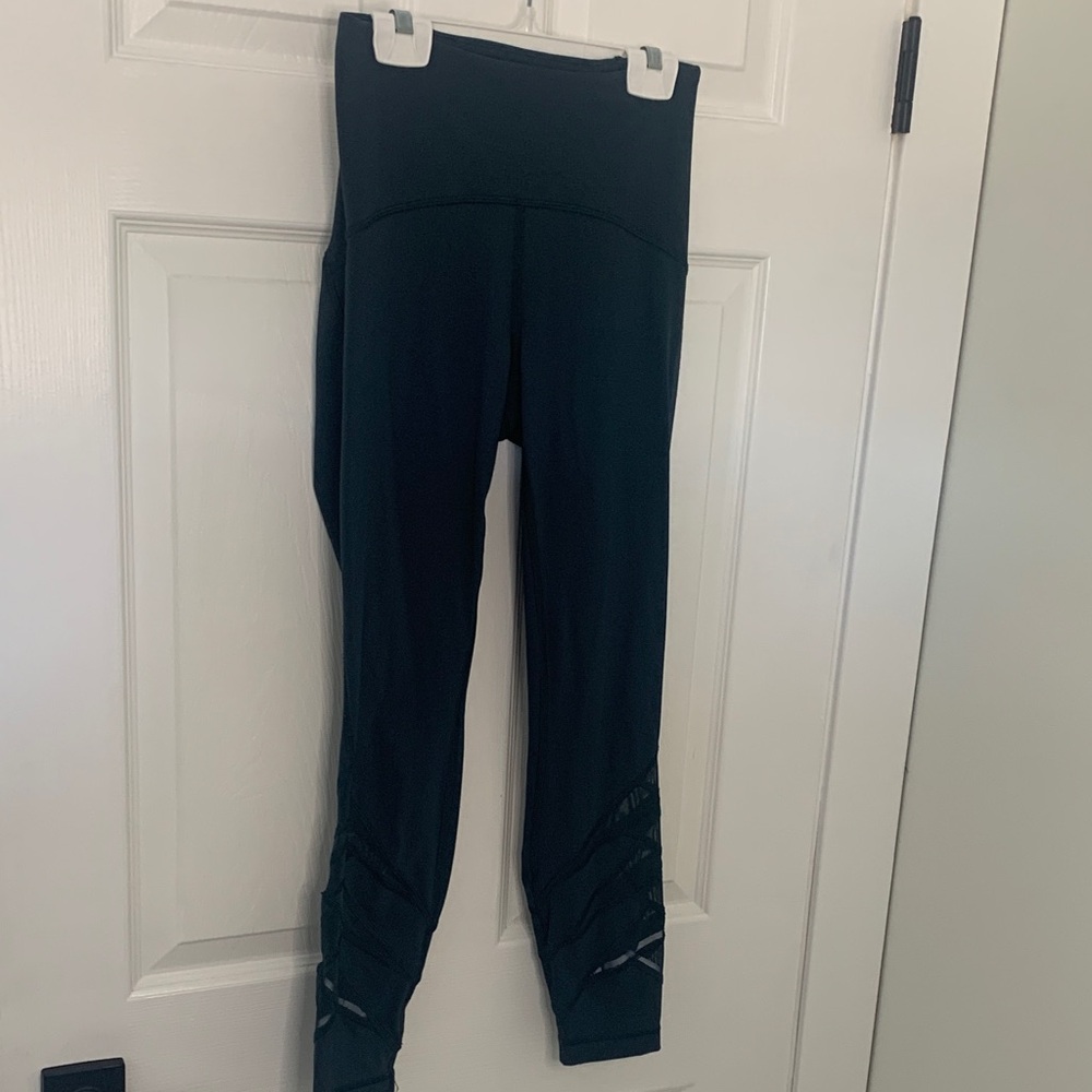 LULULEMON leggings 4